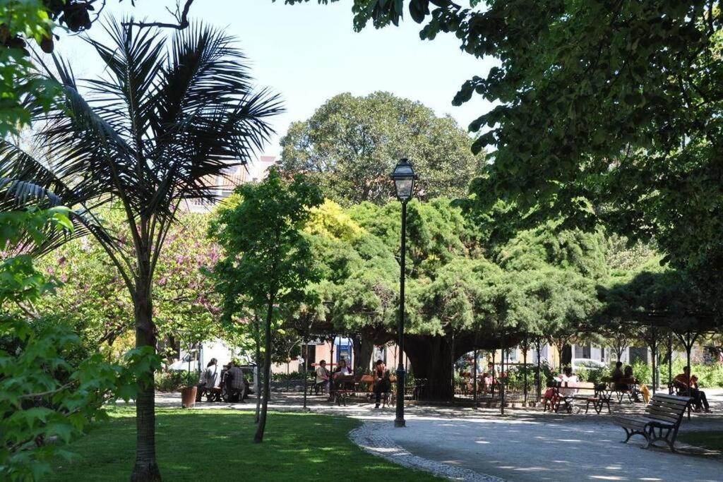 Apartment Sm1-happy At Hip Pr.real & Bair.alto + Private Patio! Lissabon